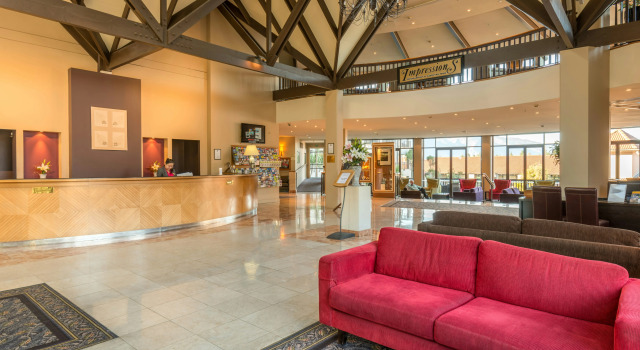Copthorne Hotel and Resort Lakefront Queenstown, Забронировать Курортный отель Курортные отели Отаго, Курортный отель