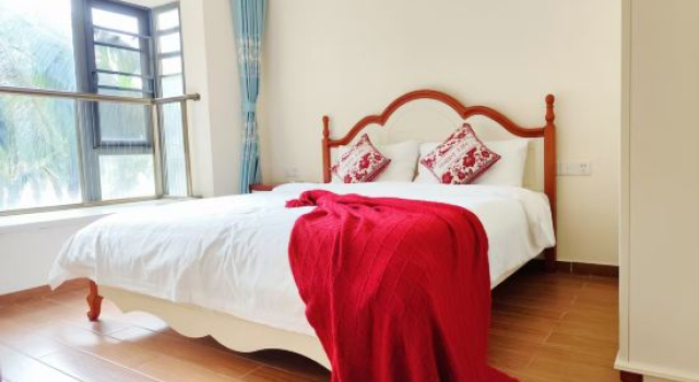 Семейный люкс с 2 комнатами Jin Bi Property Joyful Homestay (Dongning Haifahu Island Store)