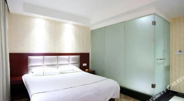 Binguiyuan Hotel, Забронировать Отель Юйхуа 