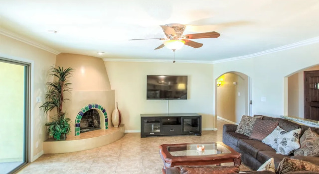 Presidio - 6 Bedroom Home - Scottsdale