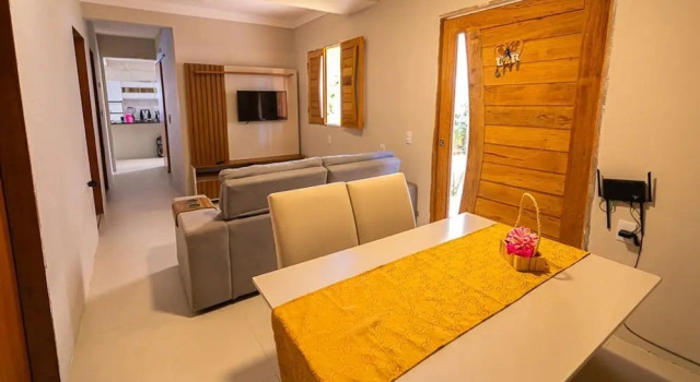 Casa com Piscina e Churrasqueira em Arembepe, Book Feriehus Sommerhuse i Bahia, Hytte