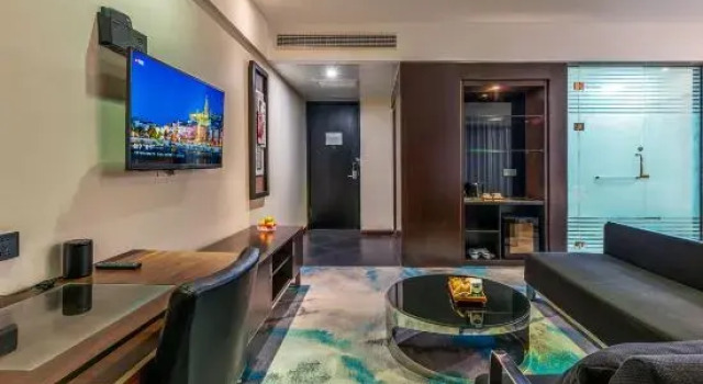 Люкс Deluxe Xiamen Discovery Hotel