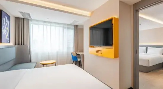 Люкс Deluxe 7Days Inn Youpin Premium Hotel (Kunming Railway Station)