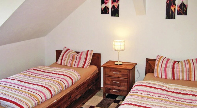 Nice Apartment in Sagard With 2 Bedrooms and Wifi, Забронировать Апартаменты/квартира Загард Рюген, рядом с Музей мелового периода в Гумманце