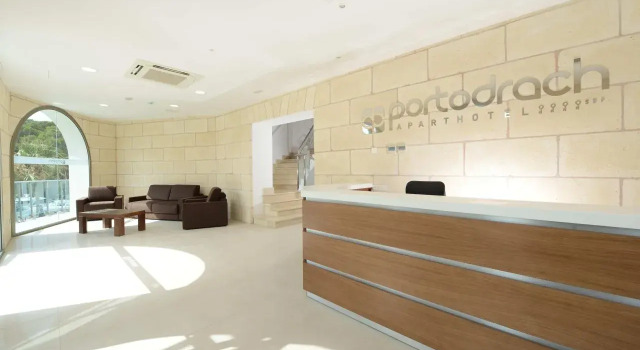 Portodrach Aparthotel & Suites