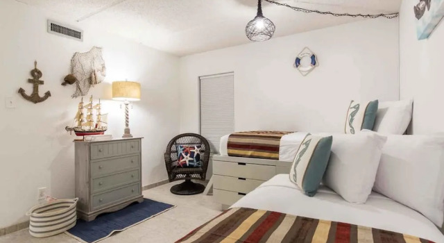 Florence II Condominium 202, Buchen Sie Ferienwohnung Hotels in Padre Island mit Pool, Schwimmbad