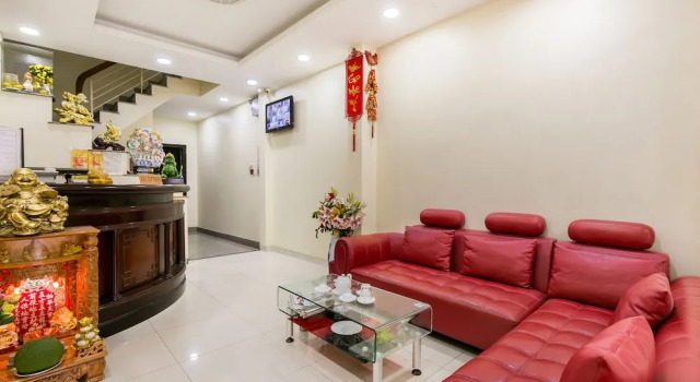 Nguyen Thanh Hotel by OYO Rooms, Забронировать Отель Отели Хошимина с парковкой, рядом с Ho Chi Minh City Hall, Парковка