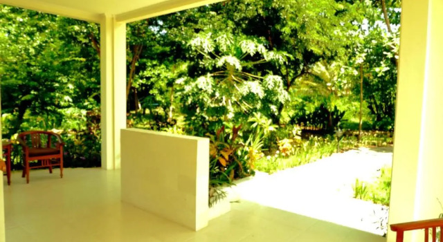 Вилла Puri Sari Beach Hotel