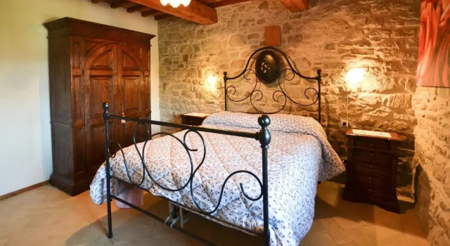 Cà Di Cerchione, Book Hotel Pieve Santo Stefano 