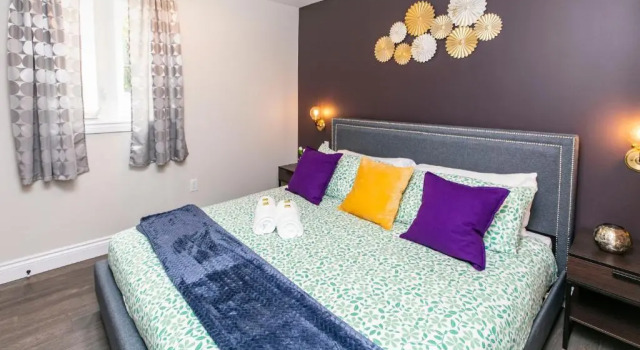 Luxury 1 BR With King Bed - Near Byward Market, Varaa Hotelli Ottawa 