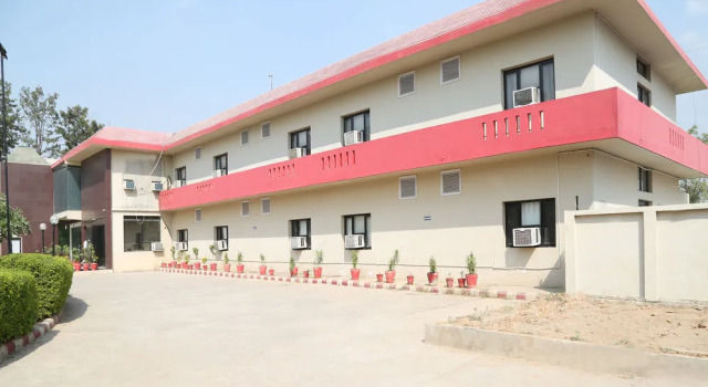 Suryansh Motel, Забронировать Мотель Сохна Gurgaon Region
