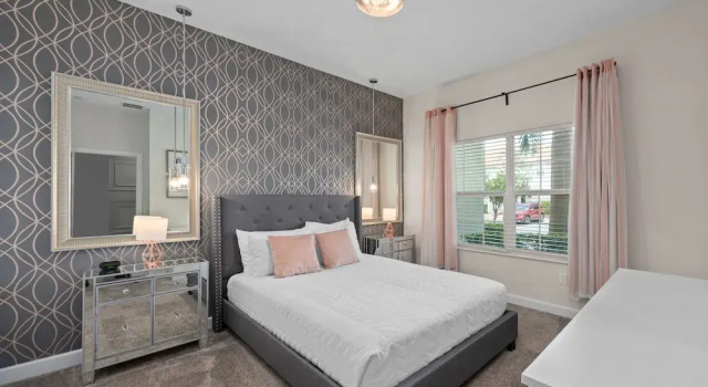Chic Resort Getaway 15 Min to Disney, Varaa Lomakeskus Lomahotellit kohteessa Florida, Lomakeskus