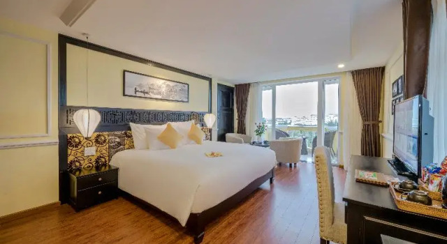 Номер Standard с балконом Le Pavillon Hoi An Luxury Resort & Spa
