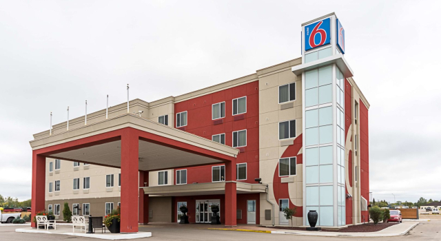Motel 6 Moosomin, SK