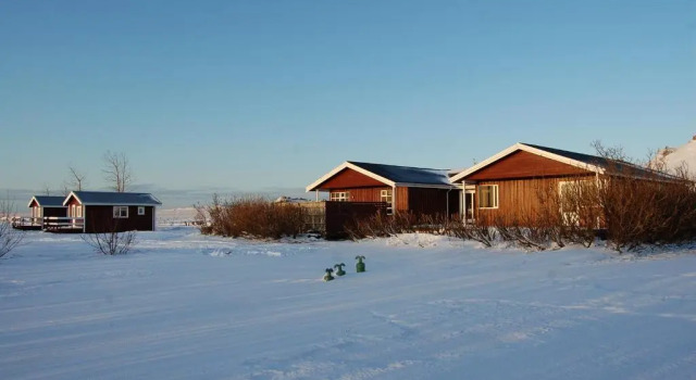 Móar guesthouse, Rezervați Hotel Akranes West Iceland