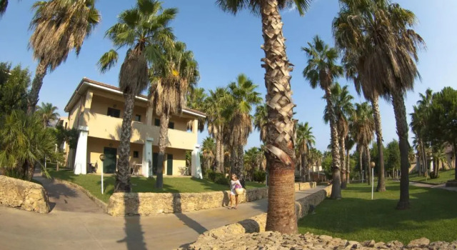Четырёхместный номер Comfort TH Le Castella - Baia degli Dei Village