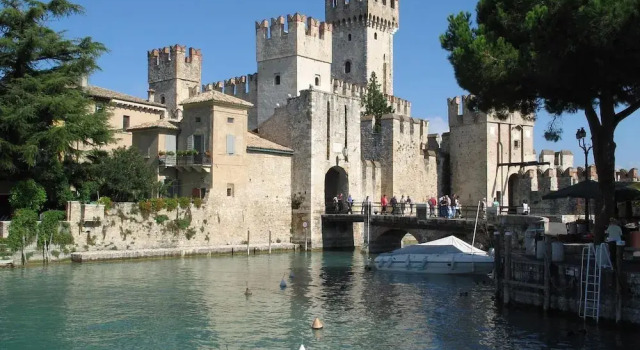 Апартаменты Rustichel Lake View in Toscolano Maderno