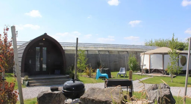 Тент The Little Hide - Adult Only Camping Pods