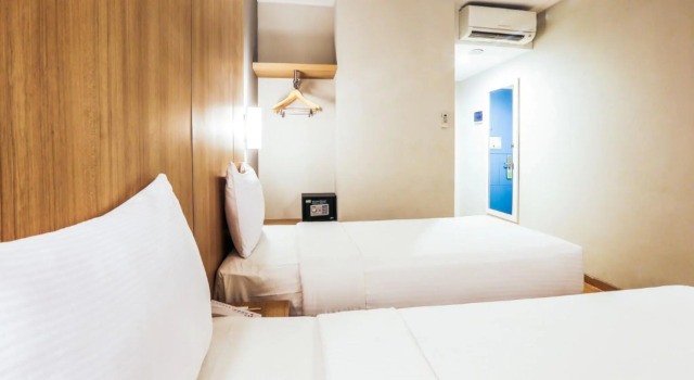 Номер Superior Hotel Citradream Tugu Yogyakarta