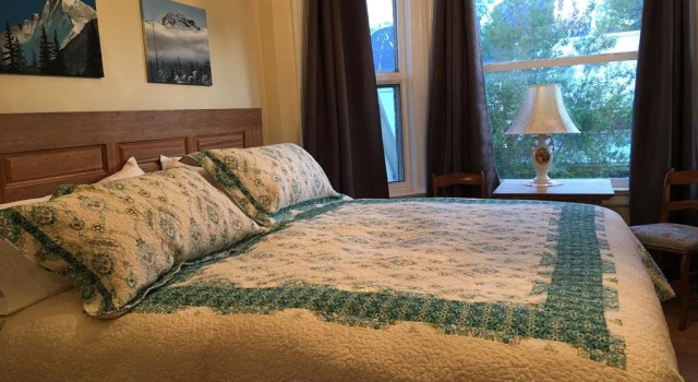 McCarty House Inn B&B, Buchen Sie Bed & Breakfast Revelstoke 