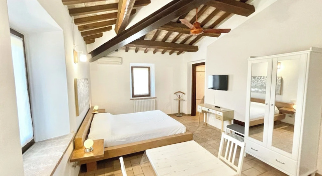 Вилла Luxurious Umbrian Villa with Private Pool and Stunning Views