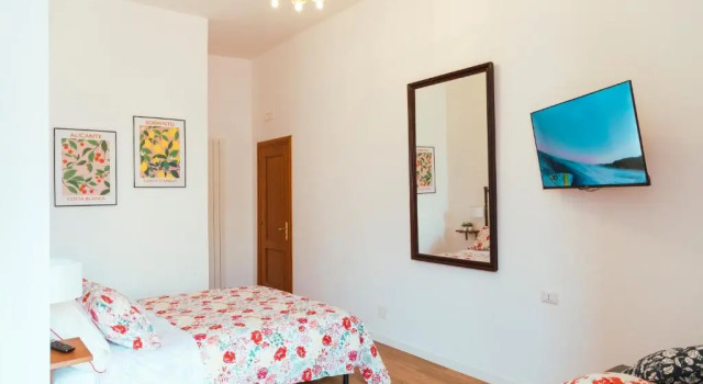 Relais CuoreNapoletano, Забронировать Отель «постель и завтрак» Отели Неаполя 4 звезды, рядом с Кафедральный собор Неаполя, 4*