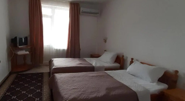 MOTEL INTERNATIONAL, Забронировать Мотель Отели Берковица с парковкой, Парковка