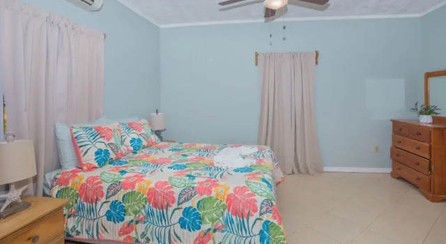 Roatan Ocean View - Ground Floor 2 Bedroom Apts