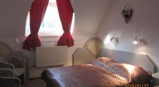 Csigaház panzió, Book Hotel Hoteller i Gyula med parkering, Parkering
