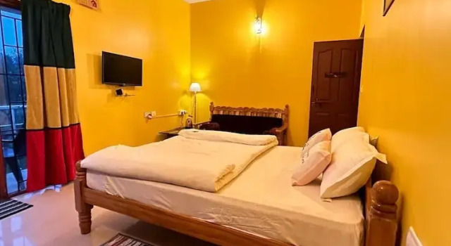Rastafari - The Backpackers Hostel, Book Hostel / Vandrerhjem Hostels i Tamil Nadu, Hostel / Vandrerhjem