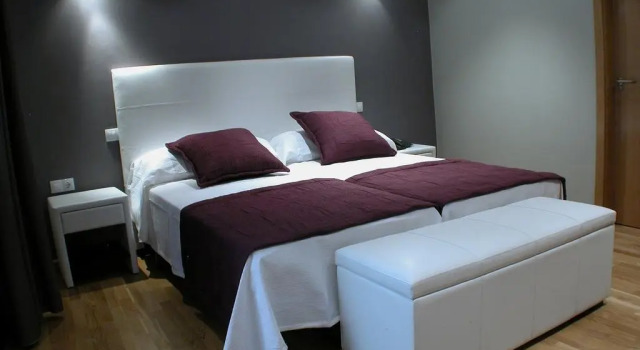 Hotel Portal Del Matarraña, Book Hotel Hotels in Aragon with Parking, Parking