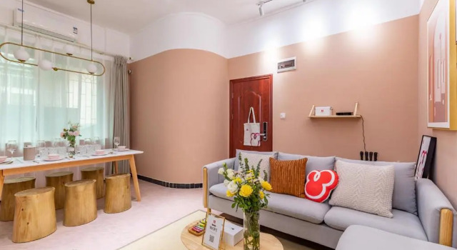 Guangzhou Sports West Railway Station of Tianhe District,Locals Hotels Apartment00185140