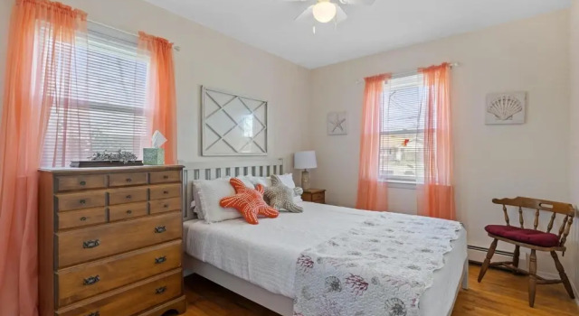Poppy s Hampton House Large Yard Near Town Beach Restaurant Newl, Book Hotel Hampton Bays The Hamptons