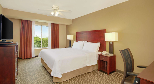 Homewood Suites by Hilton Tampa-Brandon, Boek Hotel Brandon Florida