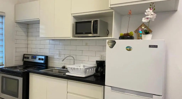 Lovely 2-bedroom Apartment in Venetian Road, Buchen Sie Ferienwohnung Providenciales 