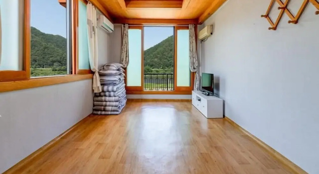 Gang Baram Pension, Boek Hotel Hotels in Gangwon-Do met parkeren, Parkeren