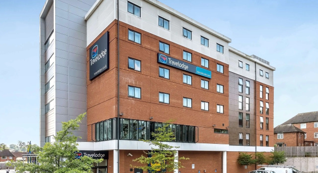 Travelodge Newcastle-under-Lyme, Забронировать Отель Ньюкасл-андер-Лайм 