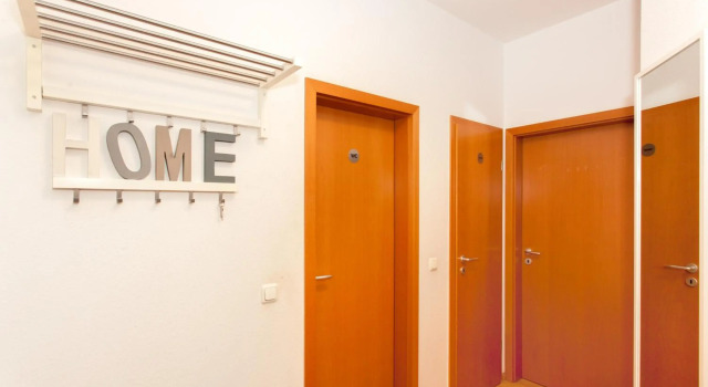 Ferienwohnung City, Забронировать Отель Отели Эрфурта с парковкой, рядом с Эрфуртский театр, Парковка