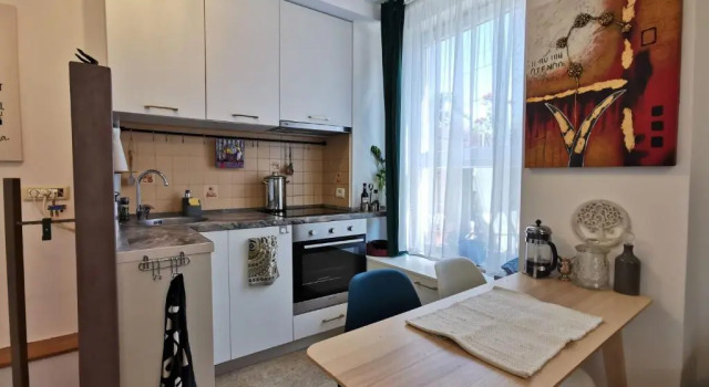 Апартаменты Lovely 1-bedroom apartment close to the centre