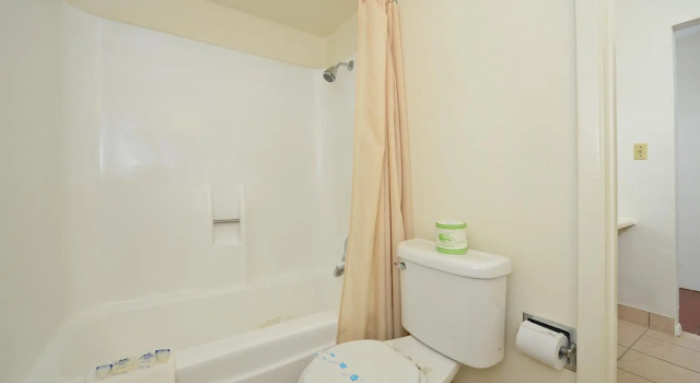 Четырёхместный номер Standard Americas Best Value Inn-Eloy Casa Grande