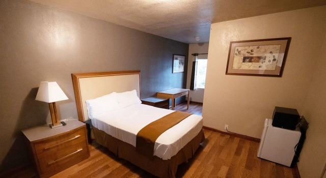 Stockton Travelers Motel, Book Motel Hoteller i Stockton med parkering, Parkering