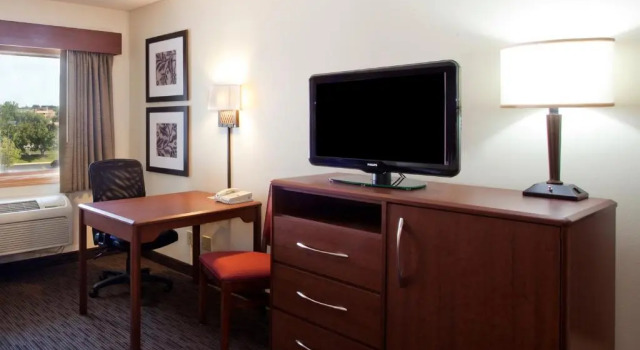 Номер Standard AmericInn by Wyndham St. Peter