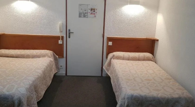 Htel Sainte Agns, Rezervovat Hotel Hotely v Hautes-Pyrénées s parkováním, Parkování