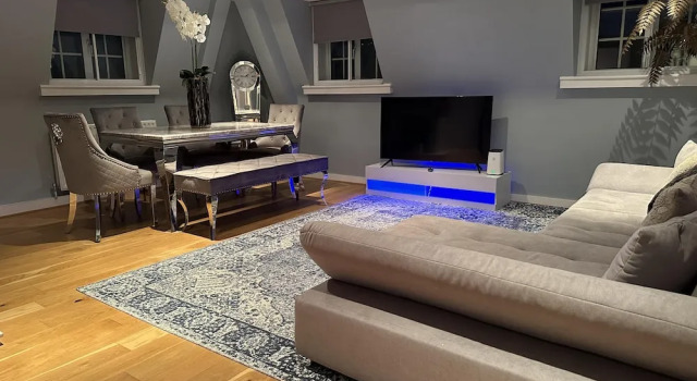 Immaculate 1-bed Apartment in Chelsea London, Varaa Huoneisto Asunnot kohteessa Merseyside, Huoneisto