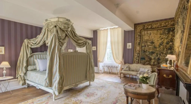 Номер Deluxe Château de Cadouzan
