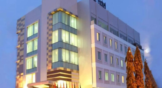Daima Hotel Padang