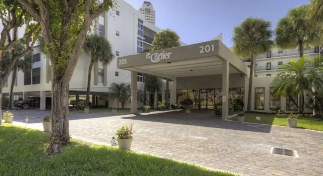 Le Cartier 426 by Go Florida Condo Sunny Isles, Varaa Hotelli Hotellit Miami Beach uima-altaalla, Uima-allas