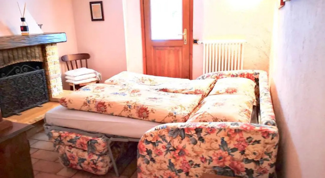 Апартаменты Unique house directly on Lake Como