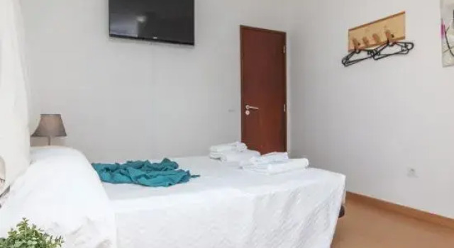 O 05 - Bedroom 5 in São Gonçalo Central Guesthouse