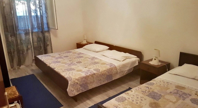 Apartment Grozdana 4+1, Rezerwuj Apartament Hotele w Split-Dalmatia County z parkingiem, Parking